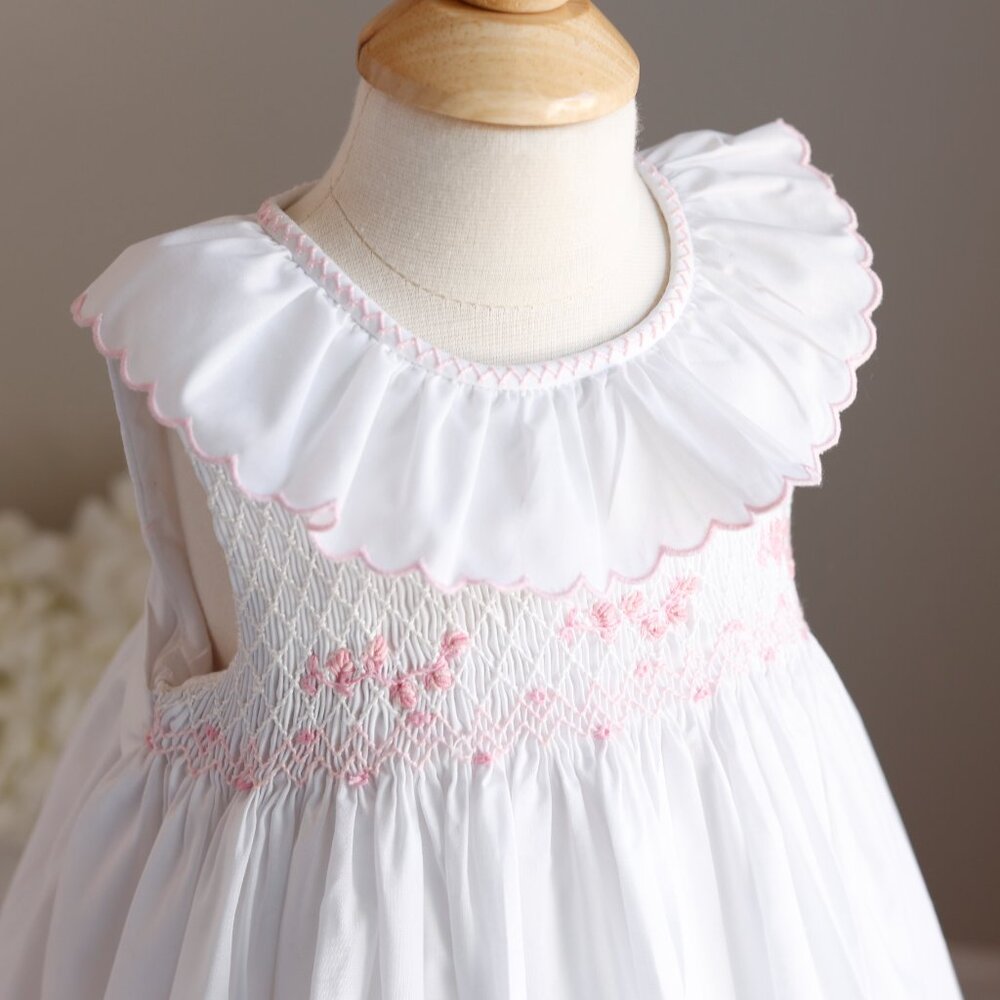 Smocked White Dress with Pink Embroidery Boutique Luli & Me Sleeveless NWT - Picture 4 of 4